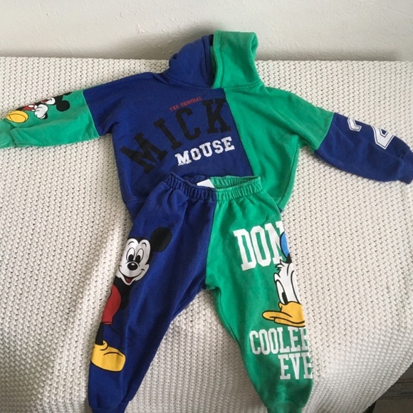 ZABA MICK AND DONALD BLUE AND GREEN SWEAT OUTFIT, SIZE 18-24 MONTHS - Picture 2 of 8